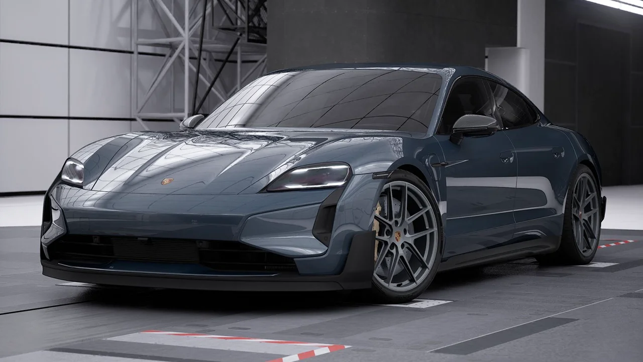 ขับม้ารับปีม้า 2026 ส่อง 6 ซูเปอร์คาร์ Porsche &amp; Ferrari