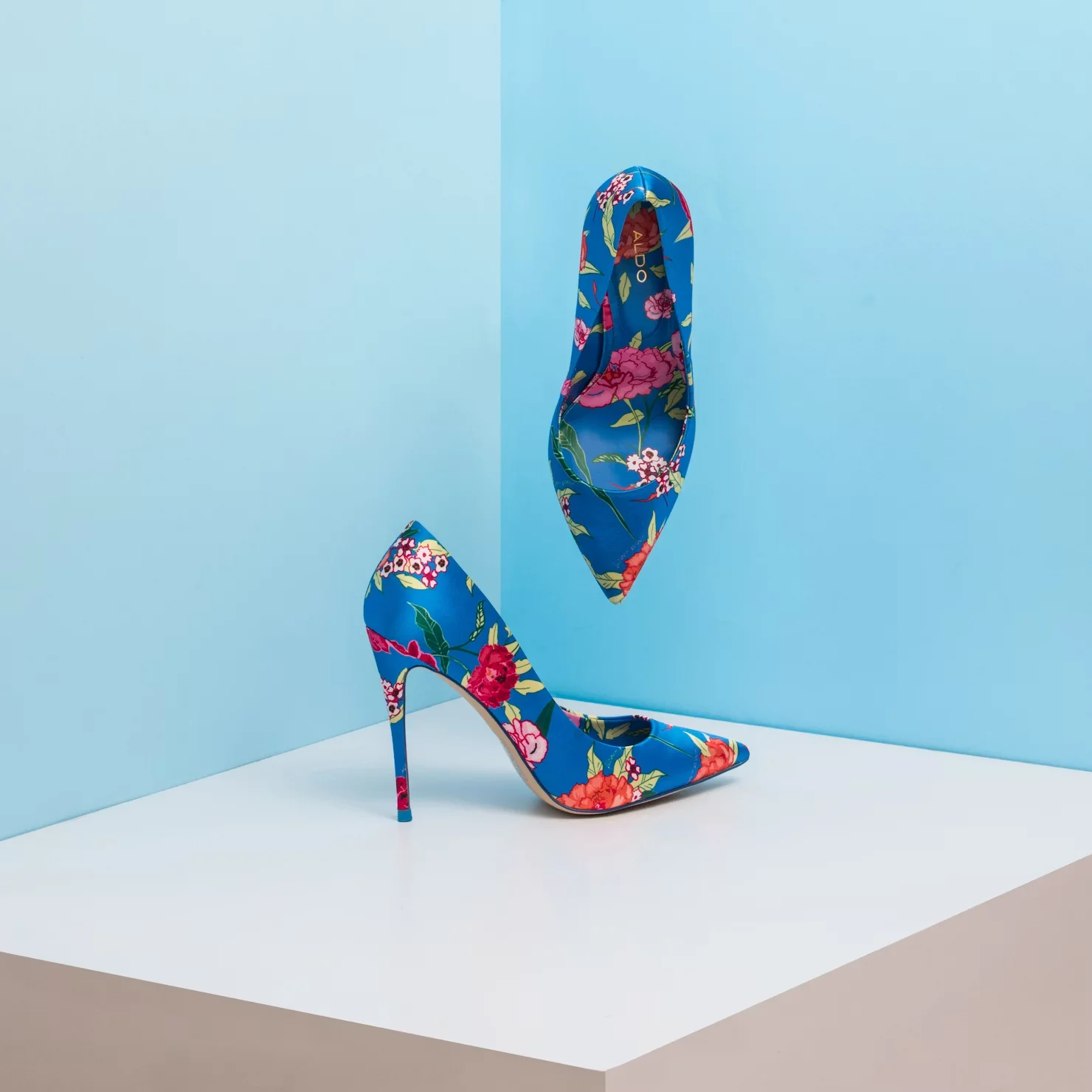 Premium boutique displaying luxury designer goods Bangkok targeted at affluent global consumers