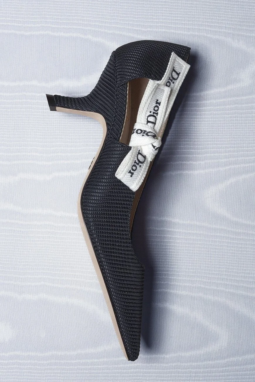 ริบบิ้นโบว์ Dior แบบใหม่ด้านข้างรองเท้าส้นสูงสไตล์ Jonathan