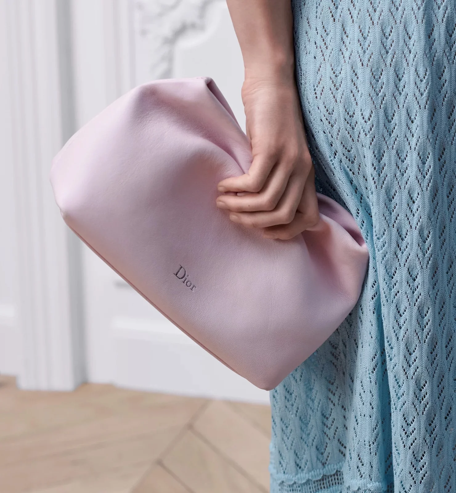 กระเป๋า Small Dior Bow Bag ดีไซน์โบว์สุดหรู