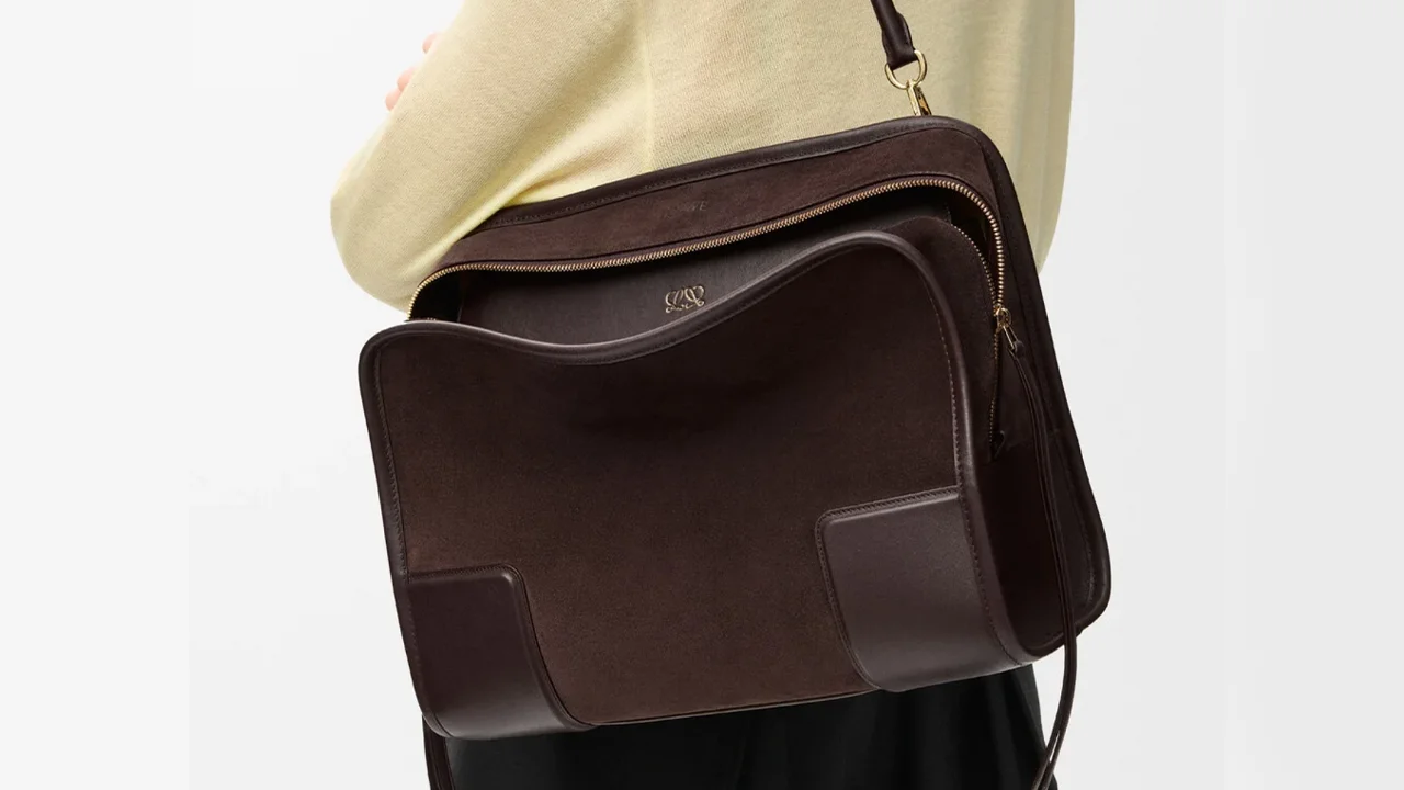 กระเป๋าสายแบก 2026 จุครบจบในใบเดียว สไตล์ชาวติดหรู