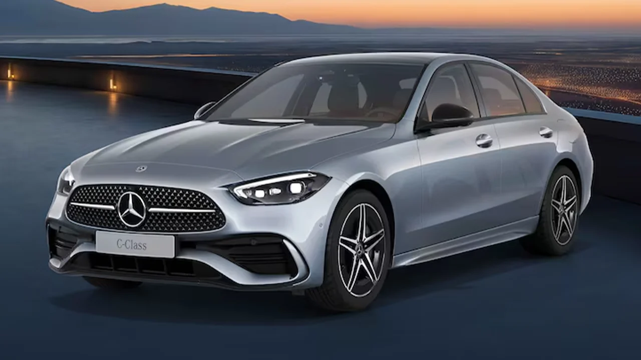 เทียบยอดจองรถหรู Motor Show 2026 vs 2025 ใครแชมป์ปีนี้?