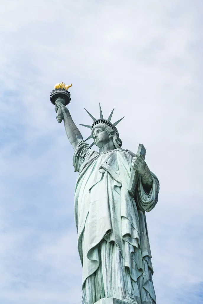 Visual representation of billionaire net worth in the United States and China